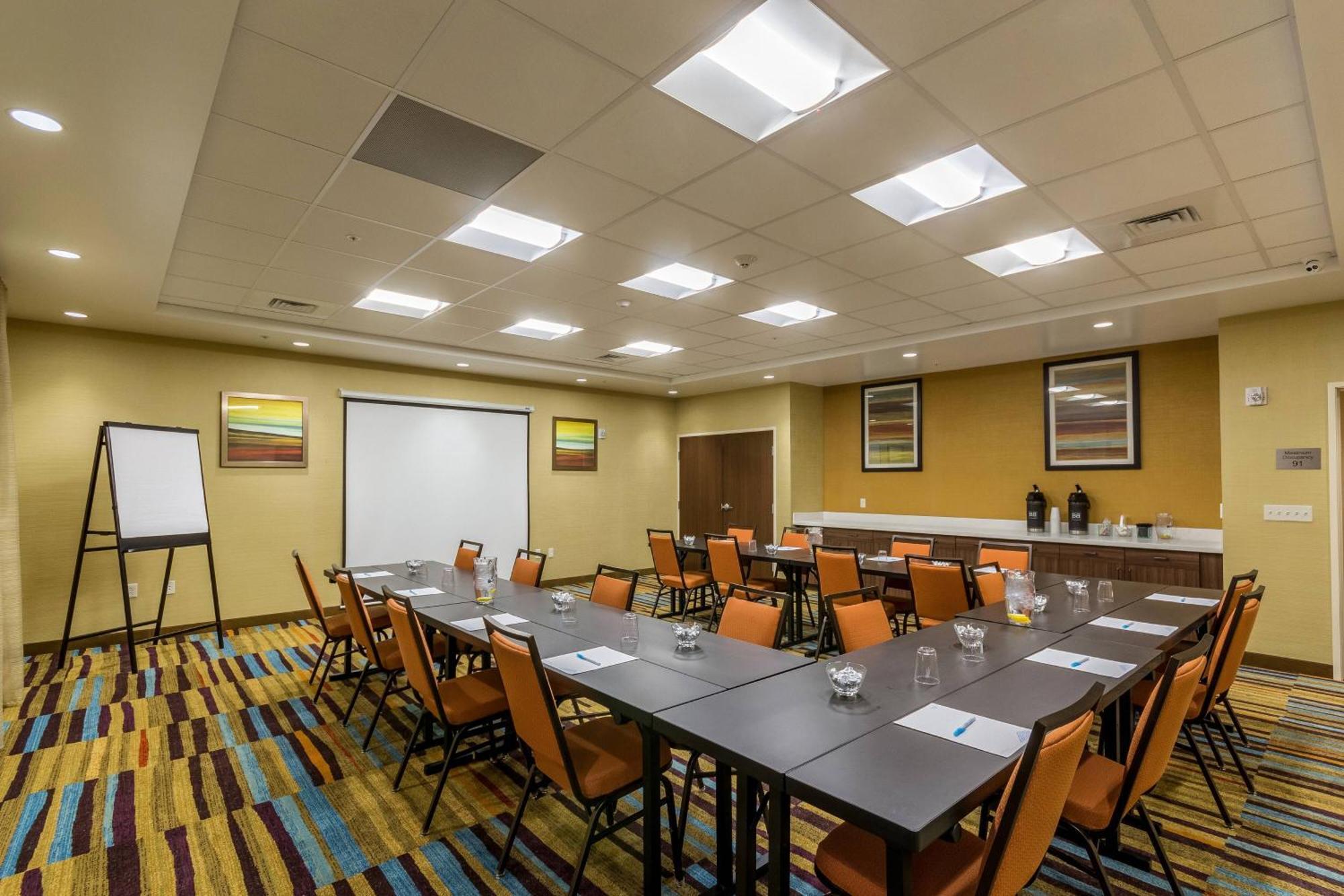 Fairfield Inn & Suites By Marriott Butte Exterior foto